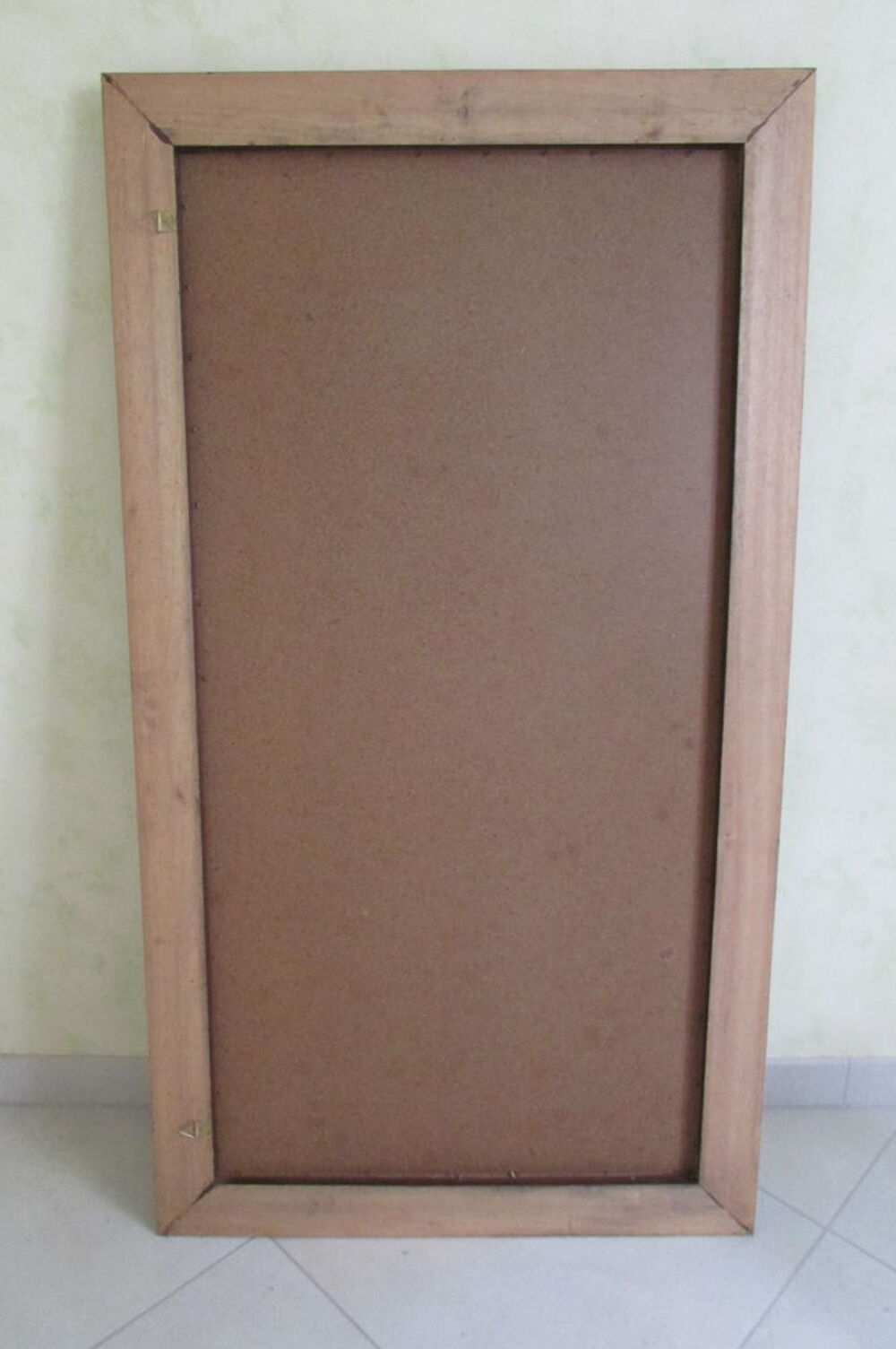 
Grand miroir rectangulaire biseaut&eacute; , cadre bois
Décoration