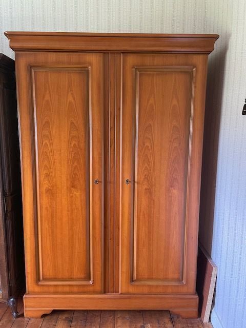 ARMOIRE LOUIS PHILIPPE MERISIER 300 Romilly-sur-Seine (10)