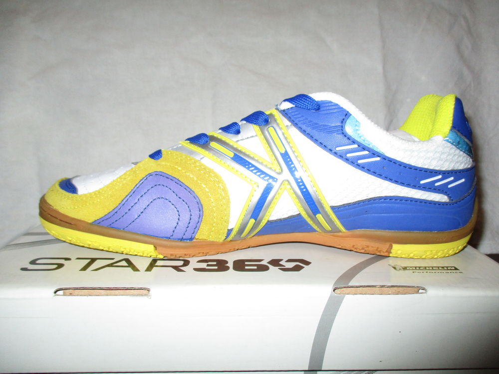 Chaussures de sports en salle. Chaussures
