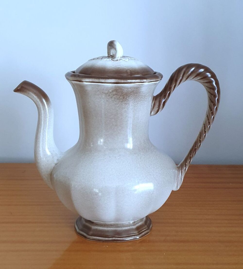 Cafeti&egrave;re en faience grise/marron Salin les bains Décoration