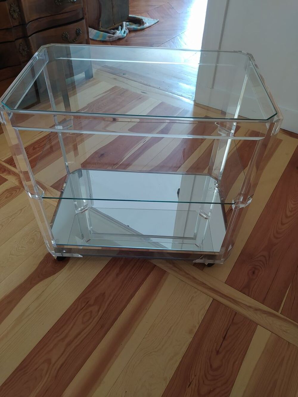 Bout de canap&eacute; plexiglas - sign&eacute; M.Micoud Meubles