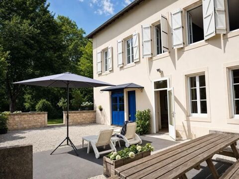   Maison de caractère dans un parc arborés. Maison - 5 pièce(s) - 300 m²
