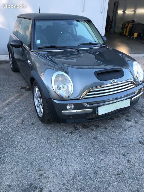 Mini Cooper Mini 1.6i - 115 CVT 2004 occasion Aubagne 13400