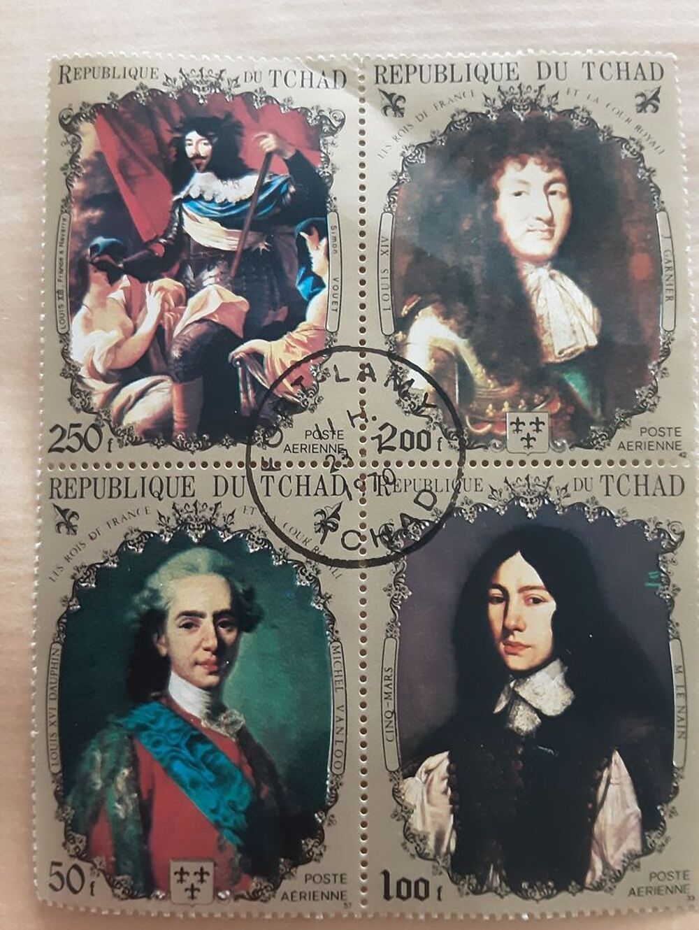 8 timbres &agrave; collection TCHAD REPRODUCTIONS 
