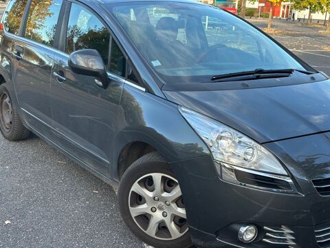Peugeot 5008 1.6 HDi 110ch FAP BVM6 Business Pack 5pl