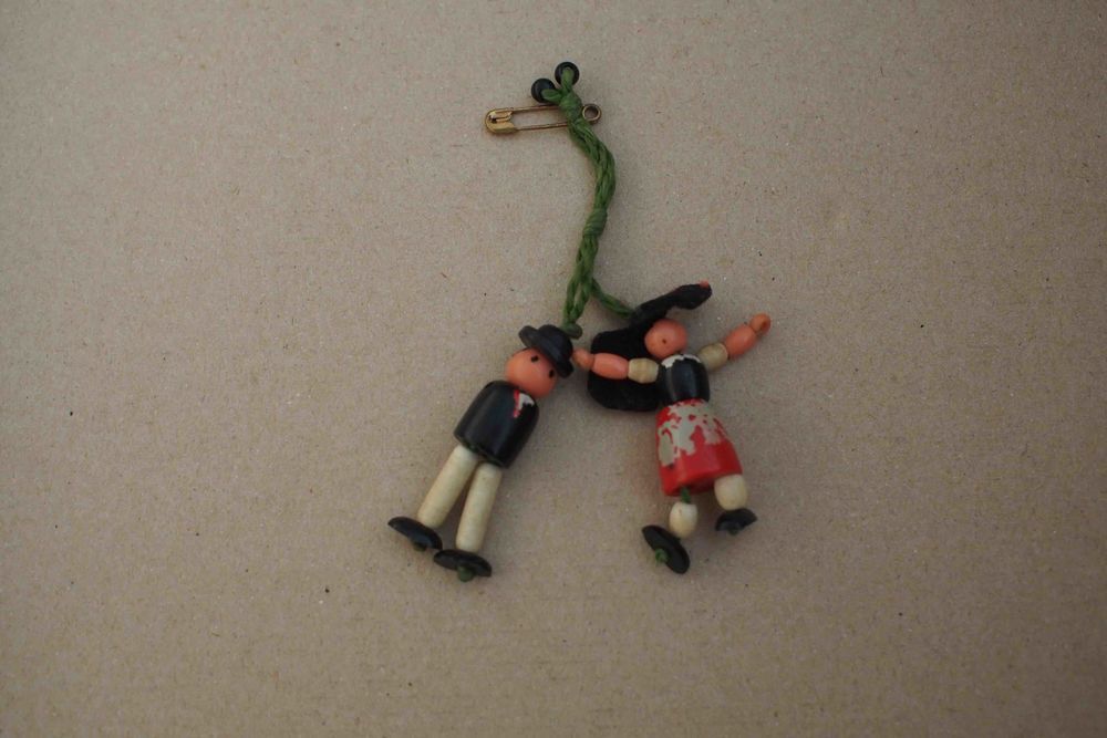 PENDENTIF PETITS ALSACIENS 