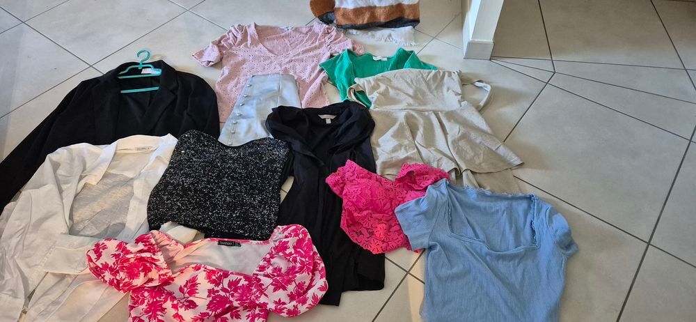 LOT VETEMENTS FEMME Vêtements