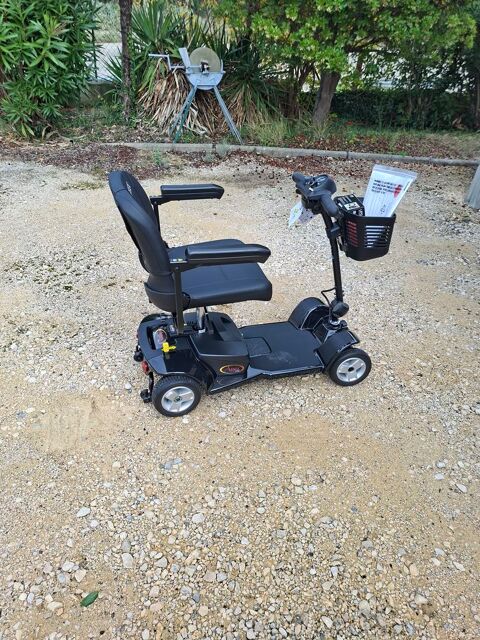 scooter electrique pour personne a mobilite reduite 0 30130 Saint-paulet-de-caisson