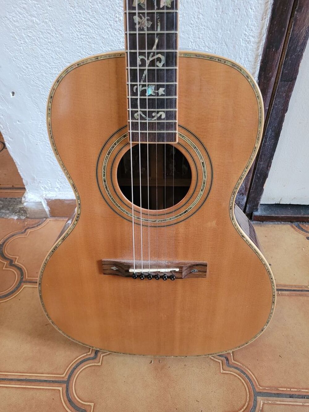 Sg epiphone custom+parlor Instruments de musique