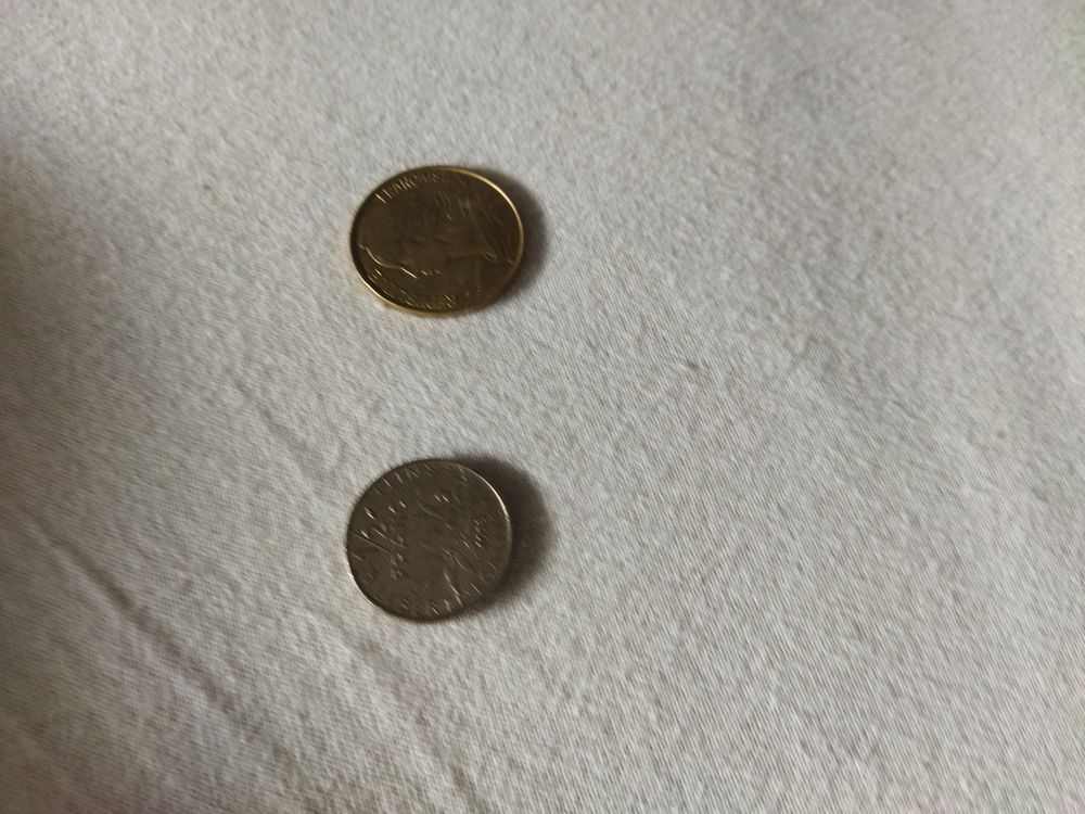 Bonjour plusieurs pi&egrave;ces de 50 centimes en franc
Prix &agrave; voir 
