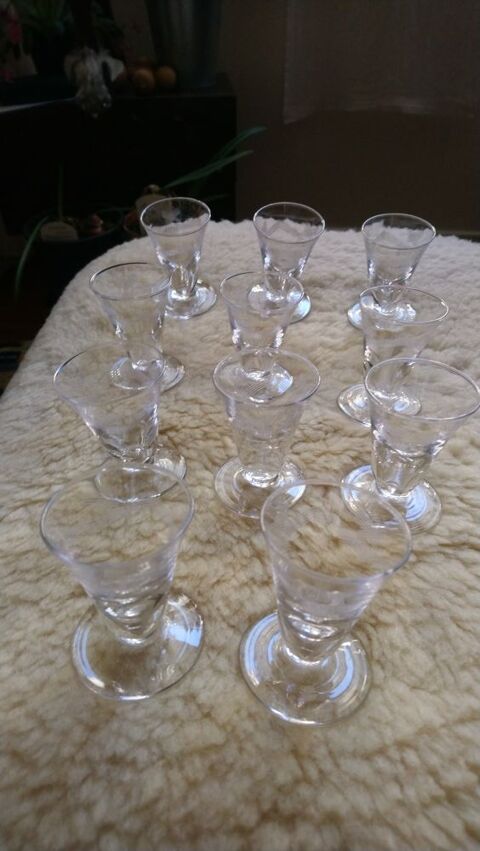 VERRES A LIQUEUR 5 Paris 11 (75)