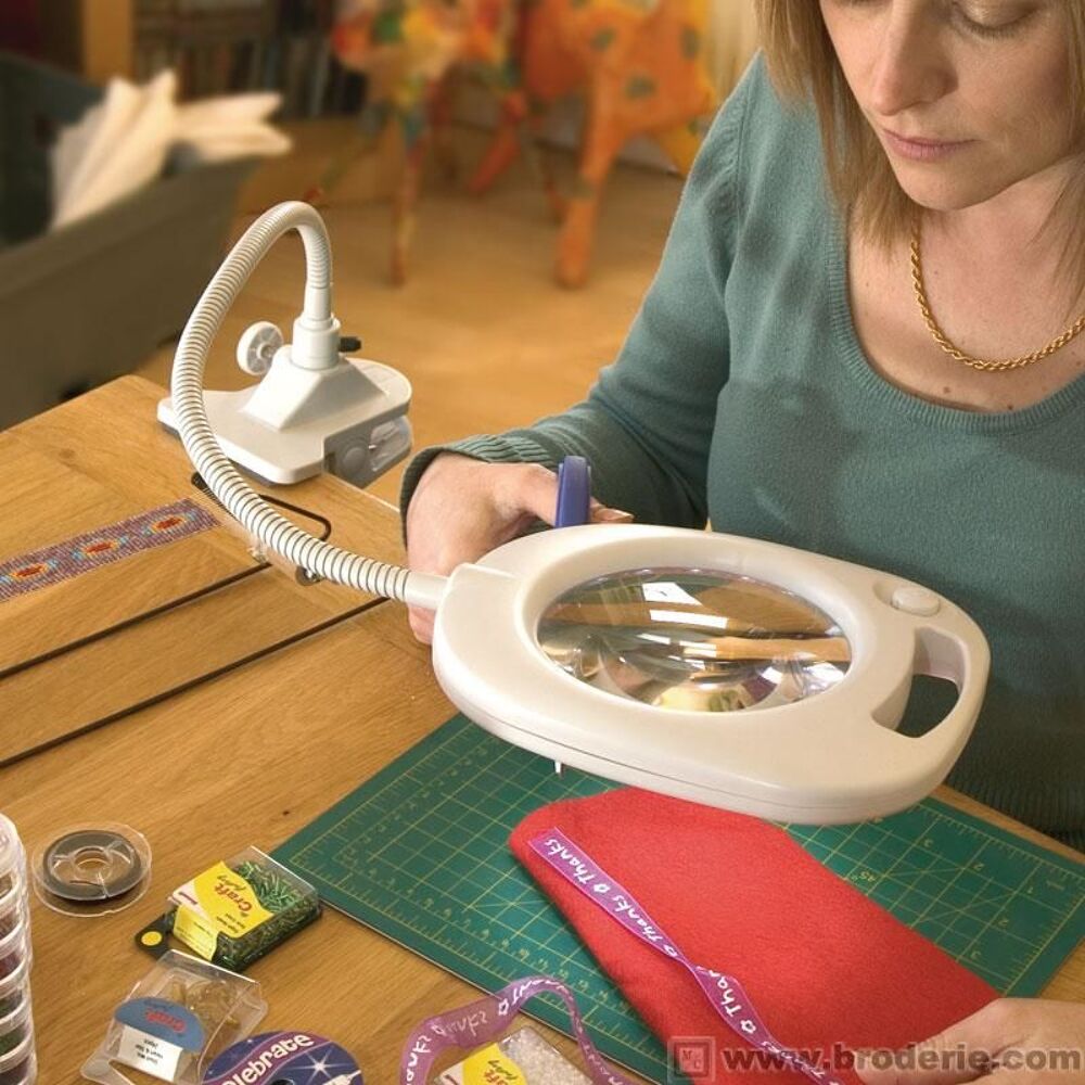 Lampe loupe de marque Meubles