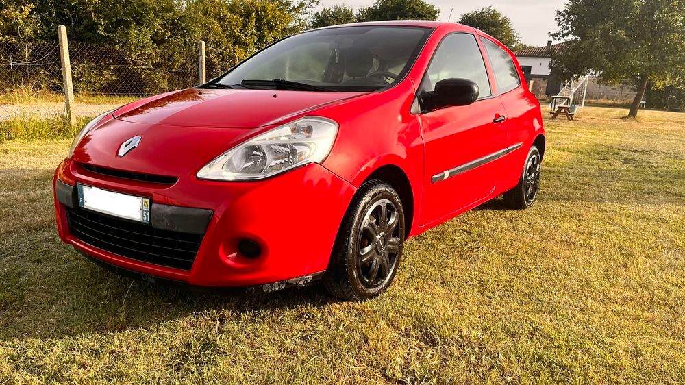 Clio III Clio 1.2 16V 75 Authentique 2012 occasion 82290 Montbeton