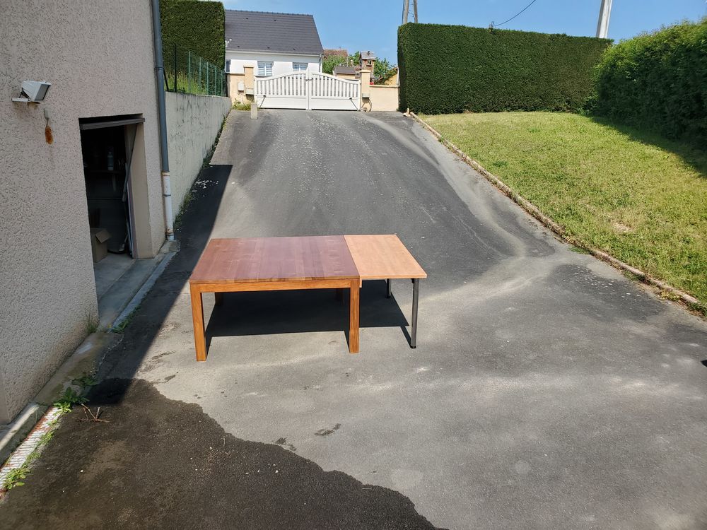 TABLE DE SALLE A MANGER EN EN TECH Meubles
