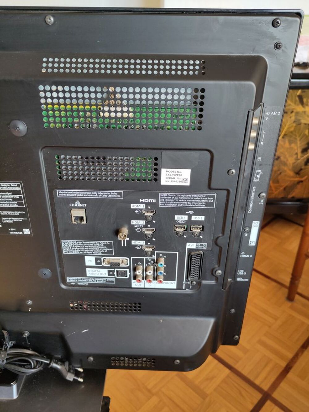 TELEVISEUR CONNECTE 
Photos/Video/TV