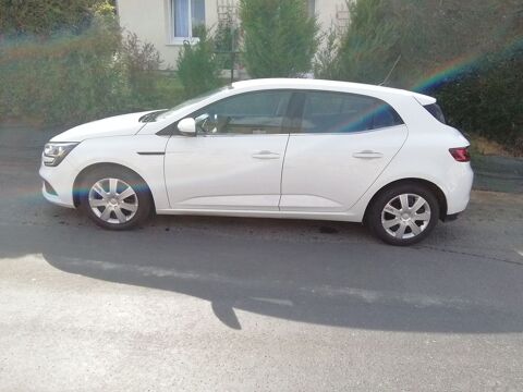 Renault Megane IV M&eacute;gane IV Berline dCi 110 Energy 86g eco2 Zen 2016 occasion Grug&eacute;-l'H&ocirc;pital 49520