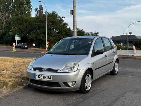 Annonce voiture Ford Fiesta 2990 €