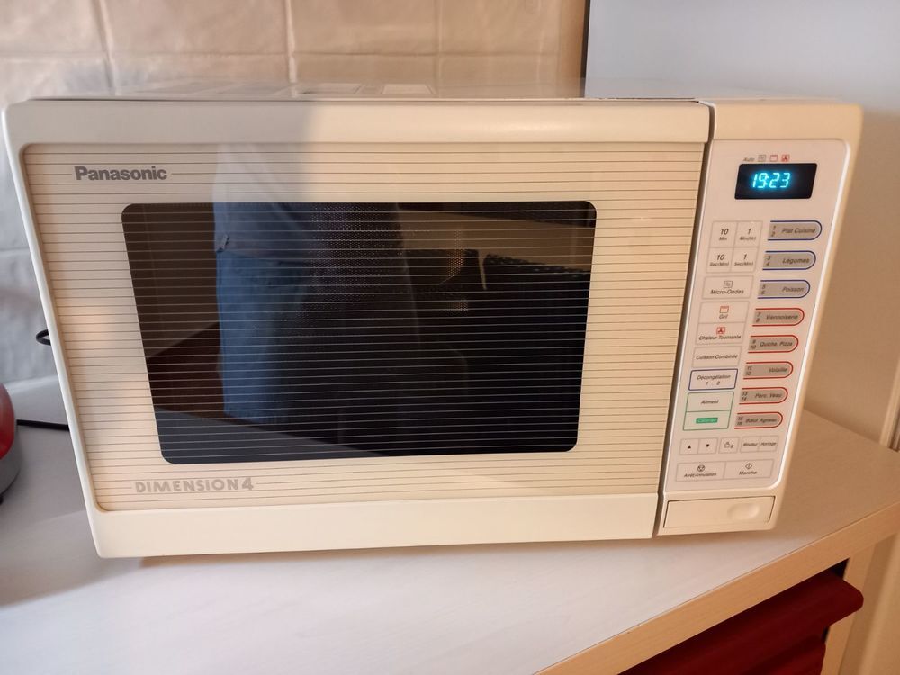 Micro-ondes combin&eacute; Electroménager