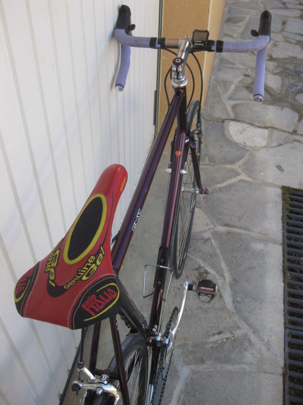 V&eacute;lo de route artisanal Vintage ROUTENS
Taille cadre : 64cm Vélos