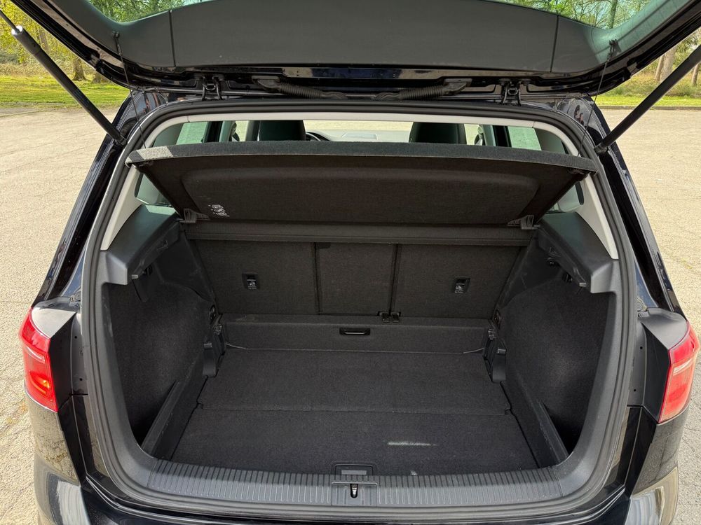 Golf Sportsvan 1.6 TDI 110 FAP BlueMotion Technology Trendline Business 2014 occasion 65800 Aureilhan