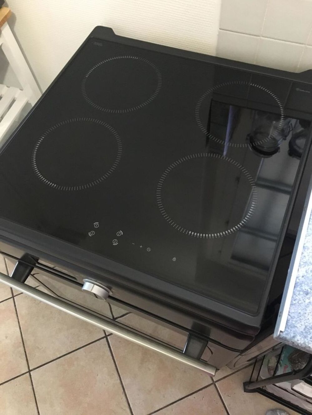 cuisini&egrave;re &eacute;lectrique table &agrave; induction Brandt TRES BON ETAT Electroménager