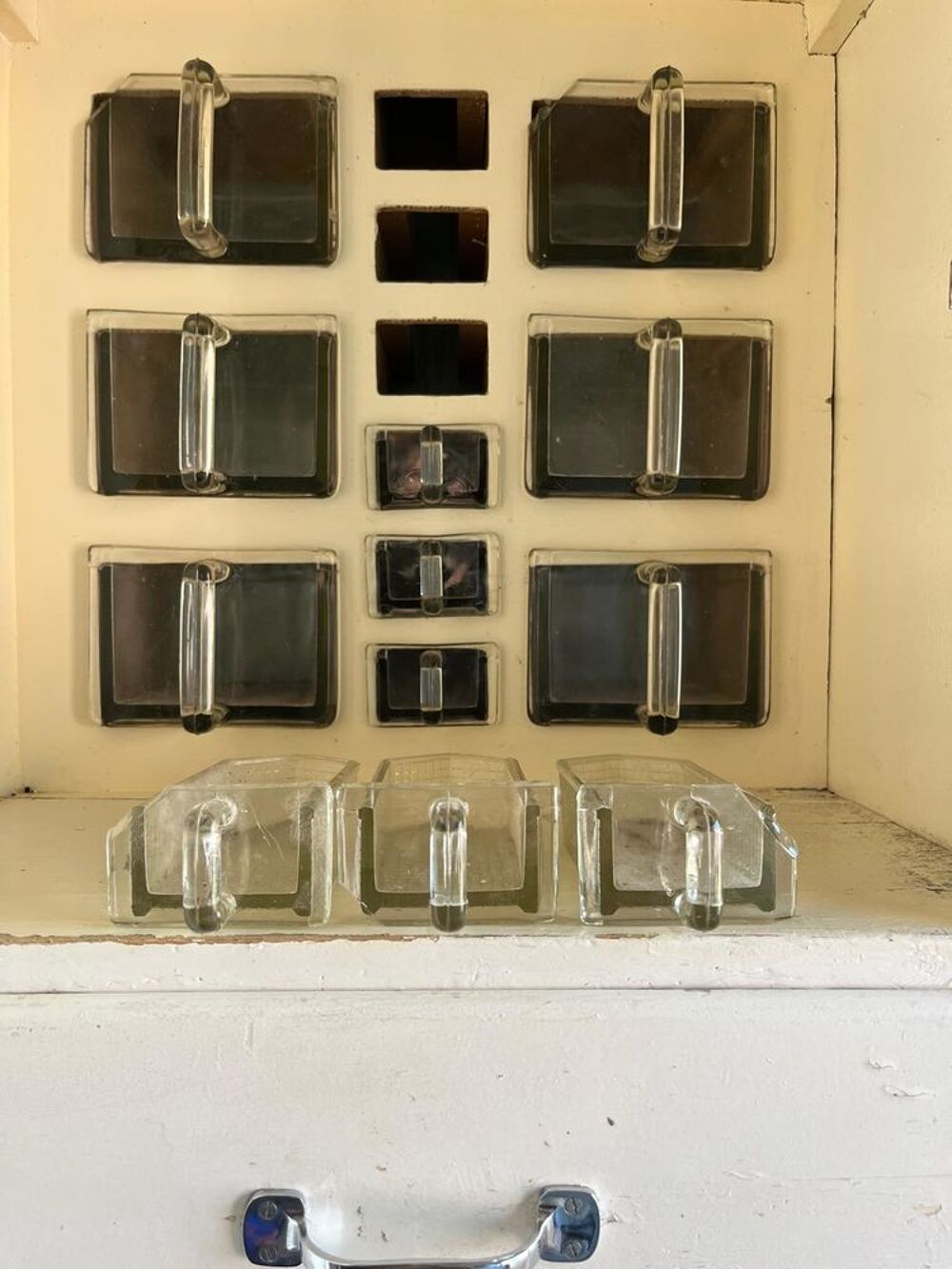 Meuble de cuisine MADO ann&eacute;e 50 &agrave; renover Meubles