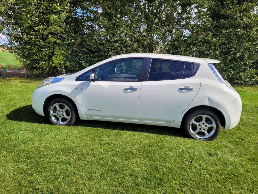 Leaf Electrique Acenta 2015 occasion 14930 Vieux