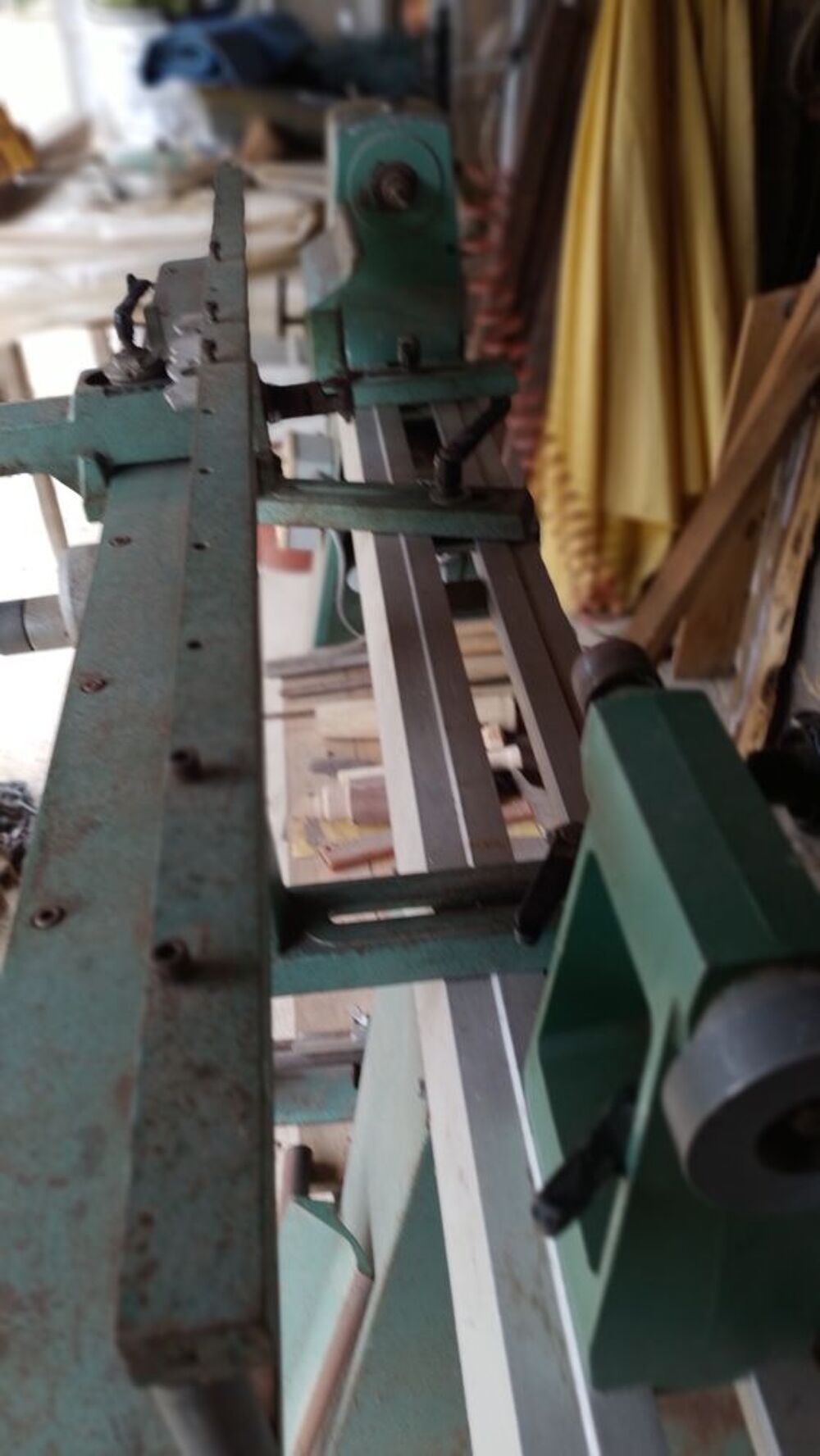Tour &agrave; bois Bricolage