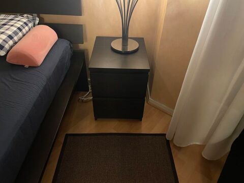 lit ikea 160x200 marron + chevet 
bon état 300 Noisy-le-Grand (93)