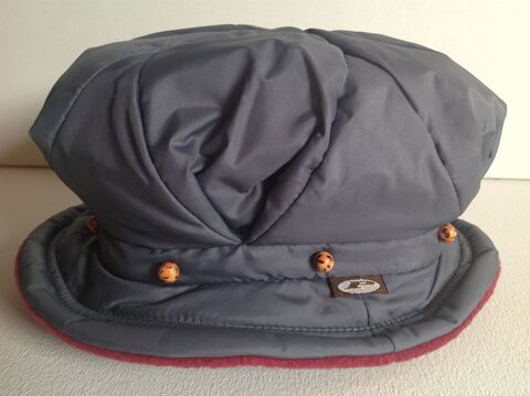 BOB GRIS IMPERM�ABLE DOUBLURE POLAIRE ROUGE Envoi Possible
8 Tr�gunc (29)