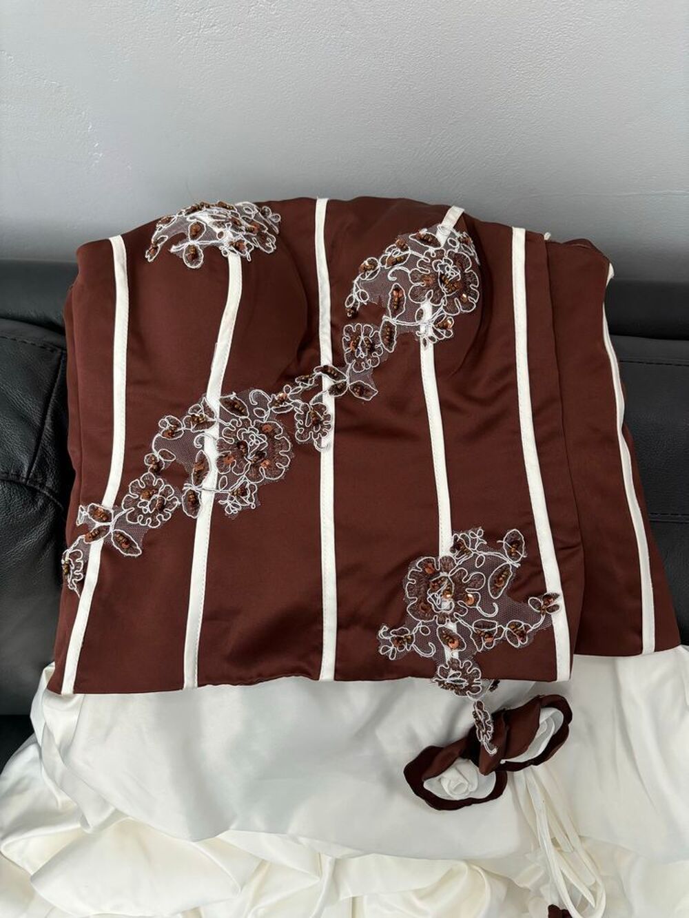 Robe de mari&eacute;e Vêtements