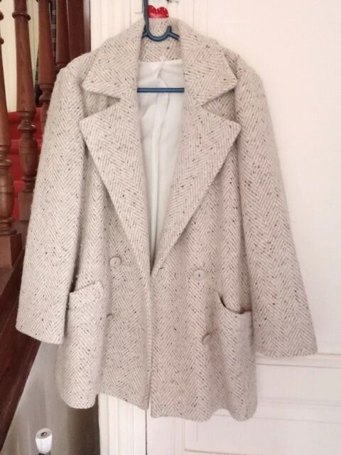 Manteau en laine blanc écru 50 Herblay (95)