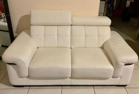 Canap comme neuf blanc
Pas de Paypal! 400 Lagnieu (01)