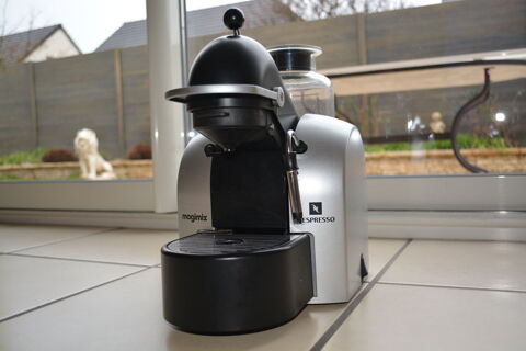 Cafeti�re Nespresso MAGIMIX 50 Le Creusot (71)
