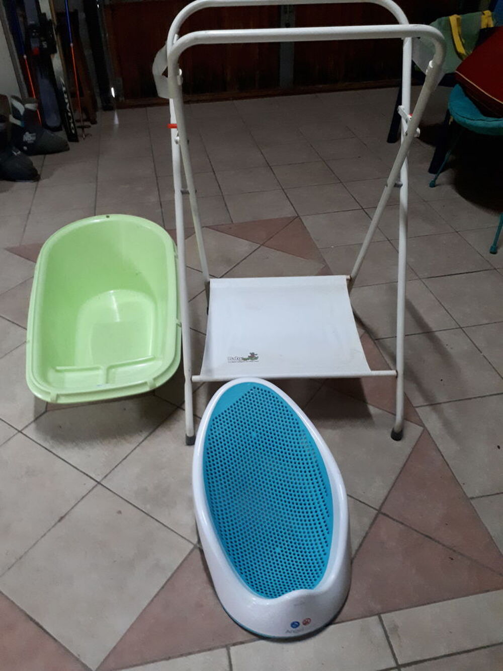 baignoire sur pied et adaptateur Puériculture