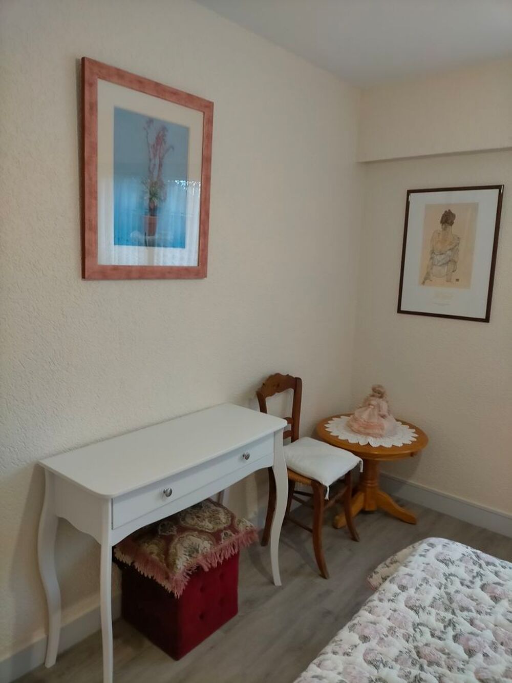 Chambre compl&egrave;te Meubles