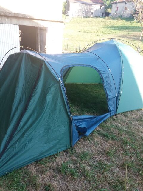 Tente 6 places
80 Molires (82)