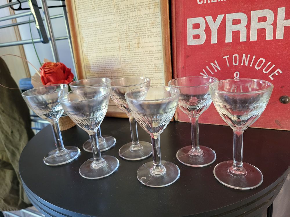 Lot de 7 verres anciens de bistrot ? Esprit Brocante Chic 