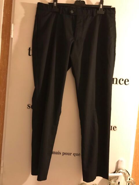 pantalon noir  ZARA   taille 42 12 Saint-Genis-Laval (69)