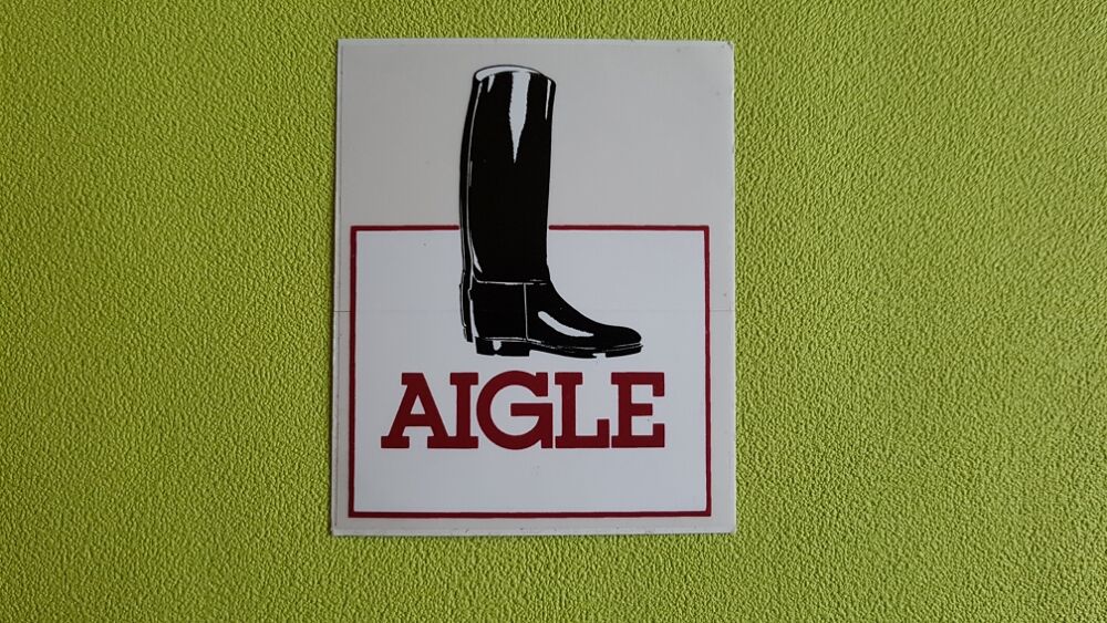 AIGLE 