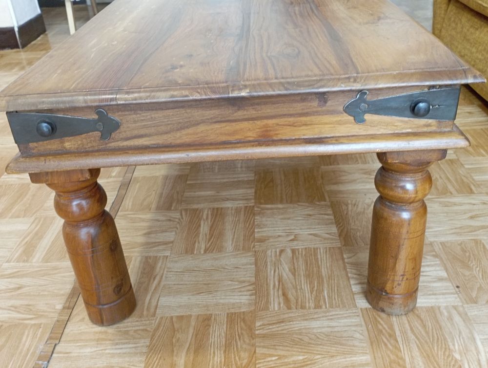 Table basse en bois massif Maisons du Monde Meubles