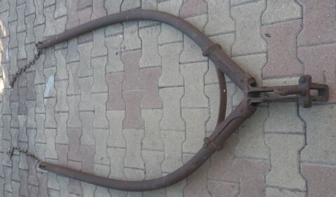 Attelage ancien pour cheval
Longueur 2m
20 Castries (34)