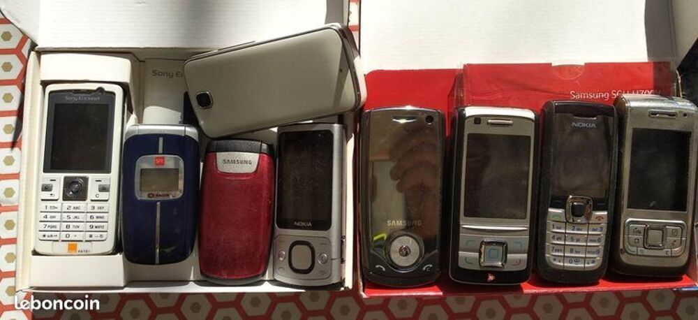 T&eacute;l&eacute;phones Portables Vintage Nokia Samsung Sony Tlphones et tablettes