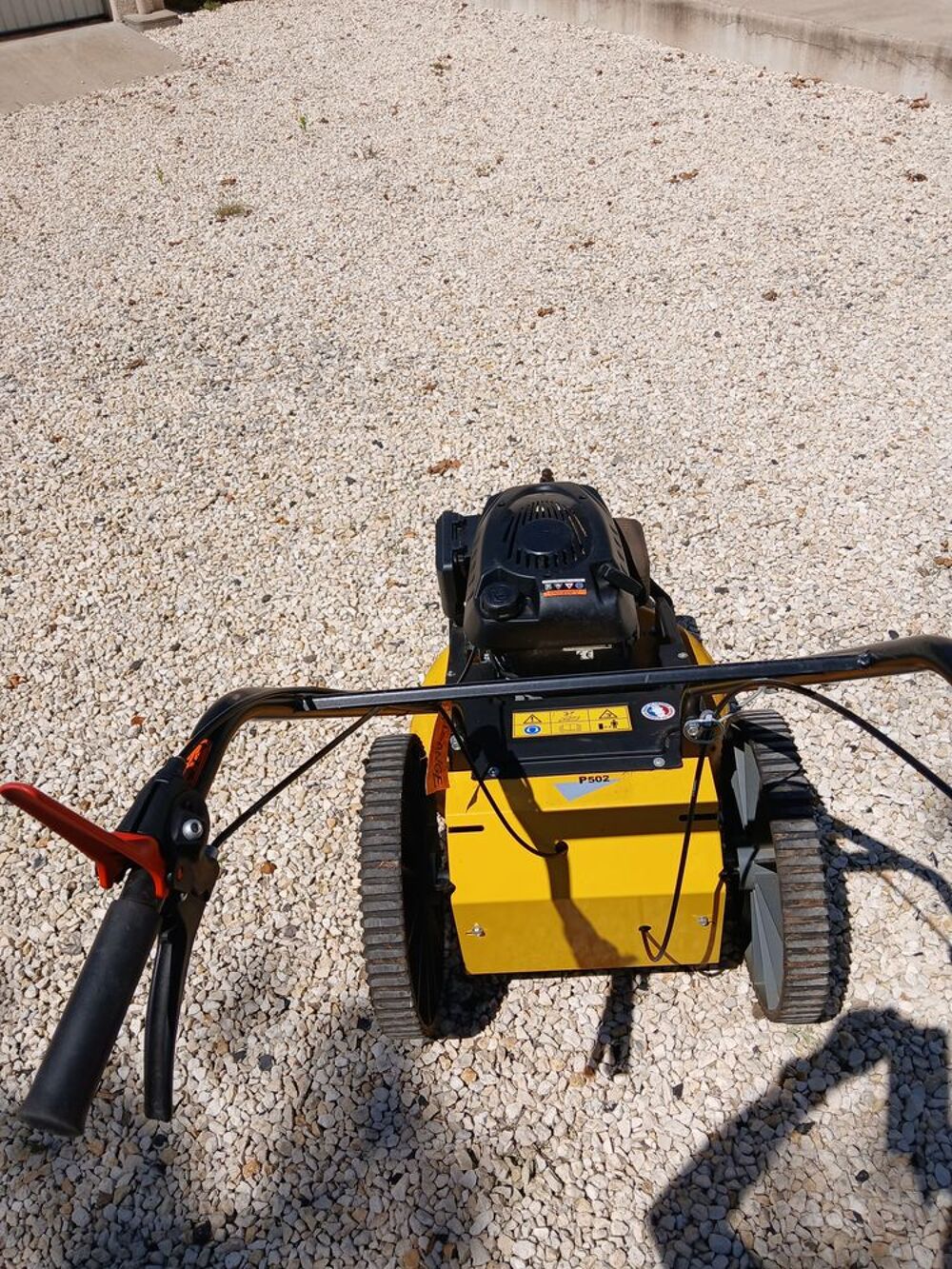 Tondeuse debroussailleuse Bricolage