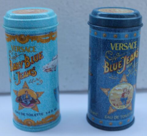 Miniature VERSACE  Blue Jeans  dans sa boite acier dcore 
20 Vitry-sur-Seine (94)
