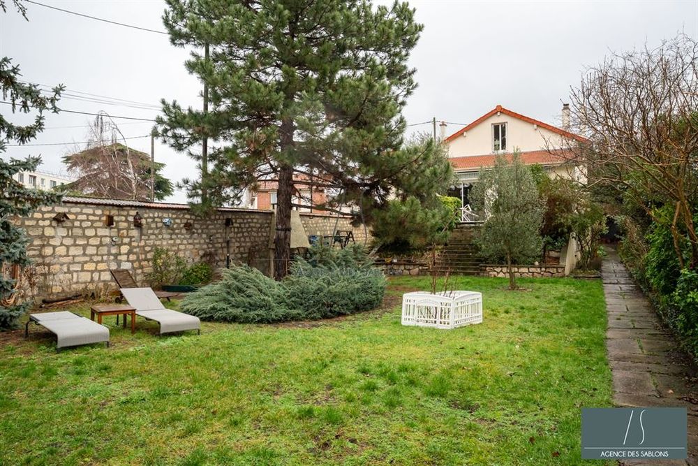 vente Maison - 9 pièce(s) - 170 m² Chatou (78400)