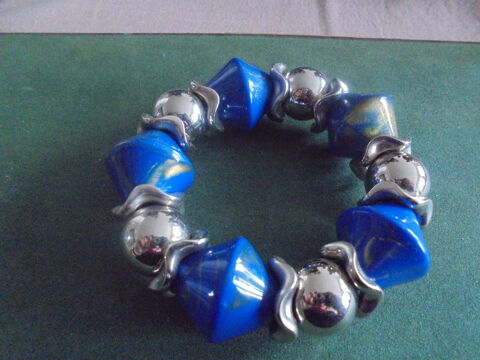 bracelet en perles  2 Romorantin-Lanthenay (41)