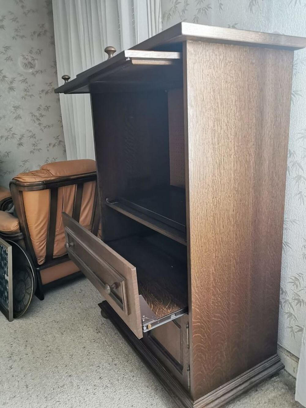 MEUBLE TV en bois brun Meubles
