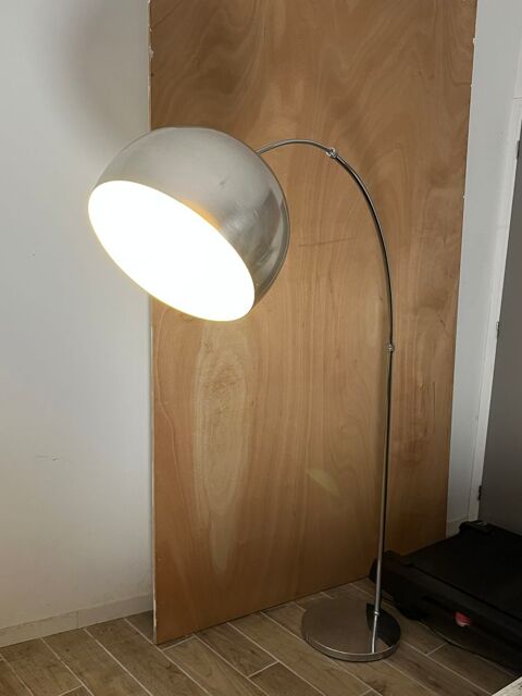 Lampadaire ann�e 70 300 Arras (62)