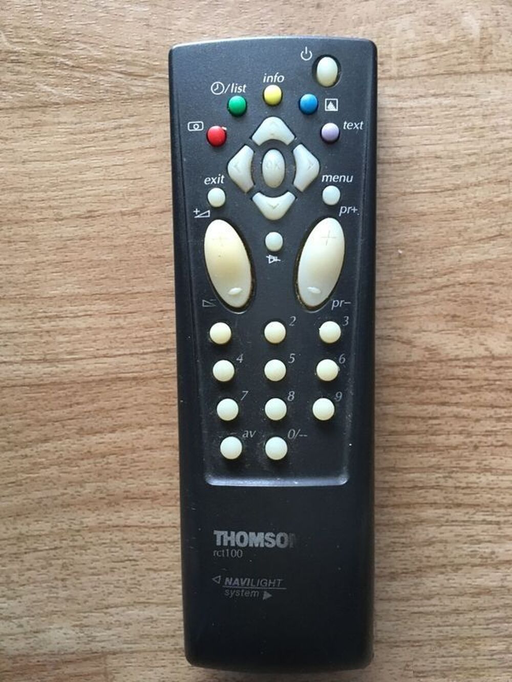 T&eacute;l&eacute;commande Thomson rct 100 Photos/Video/TV